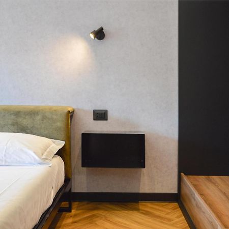 Adriatic Luxury Suites Пескара Екстериор снимка