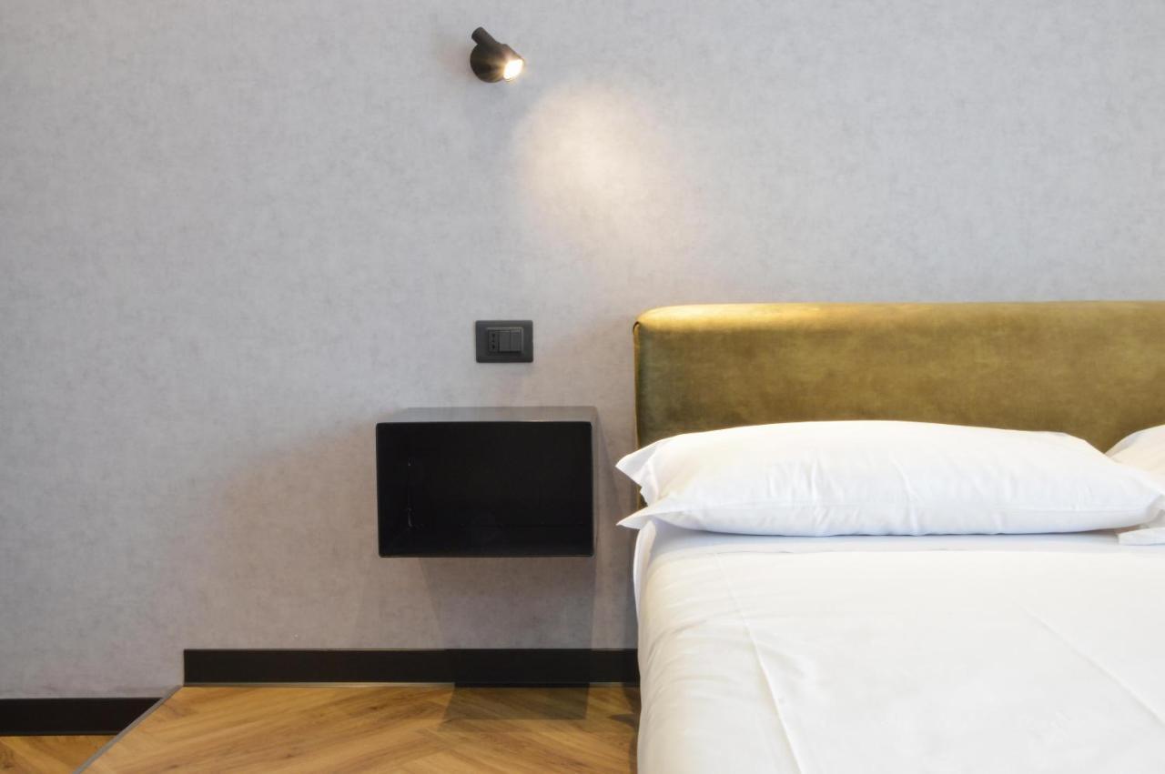 Adriatic Luxury Suites Пескара Екстериор снимка