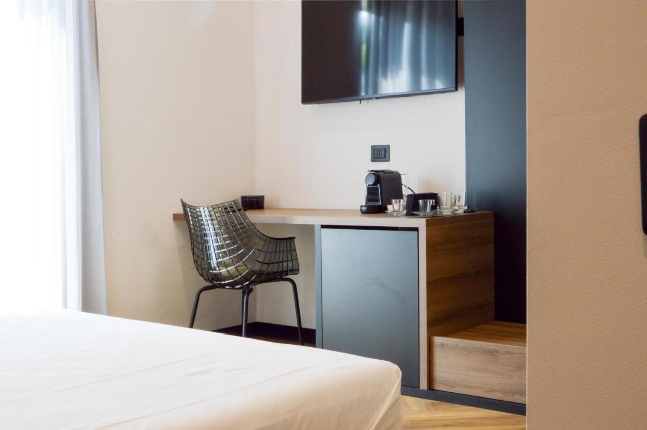 Adriatic Luxury Suites Пескара Екстериор снимка