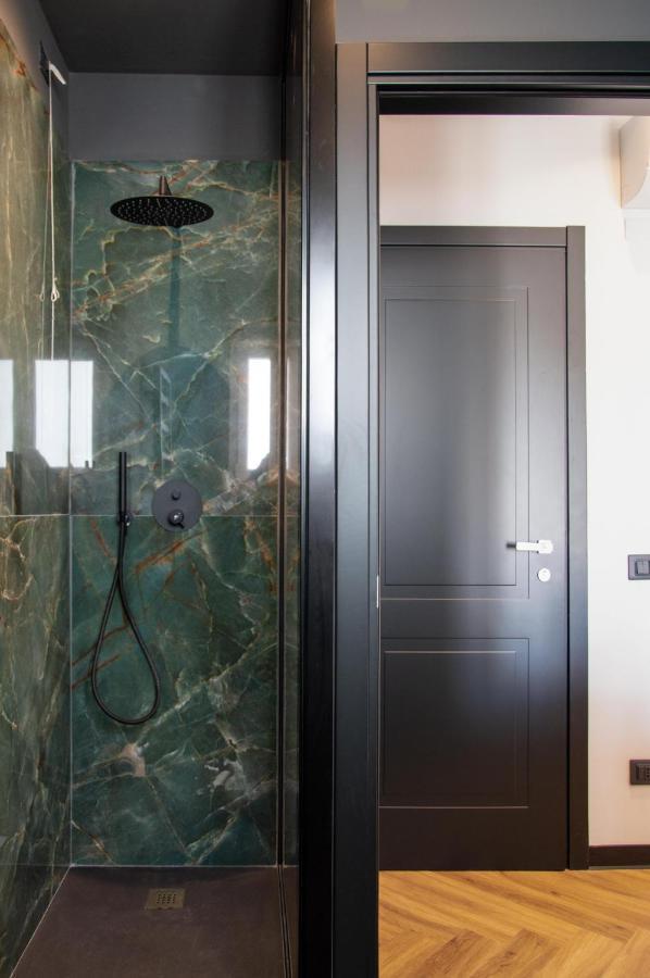 Adriatic Luxury Suites Пескара Екстериор снимка